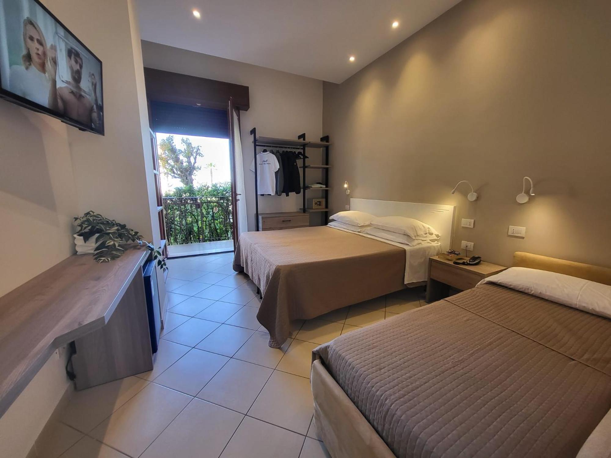 Hotel Villa Fulgida กัตตอลิกา ภายนอก รูปภาพ