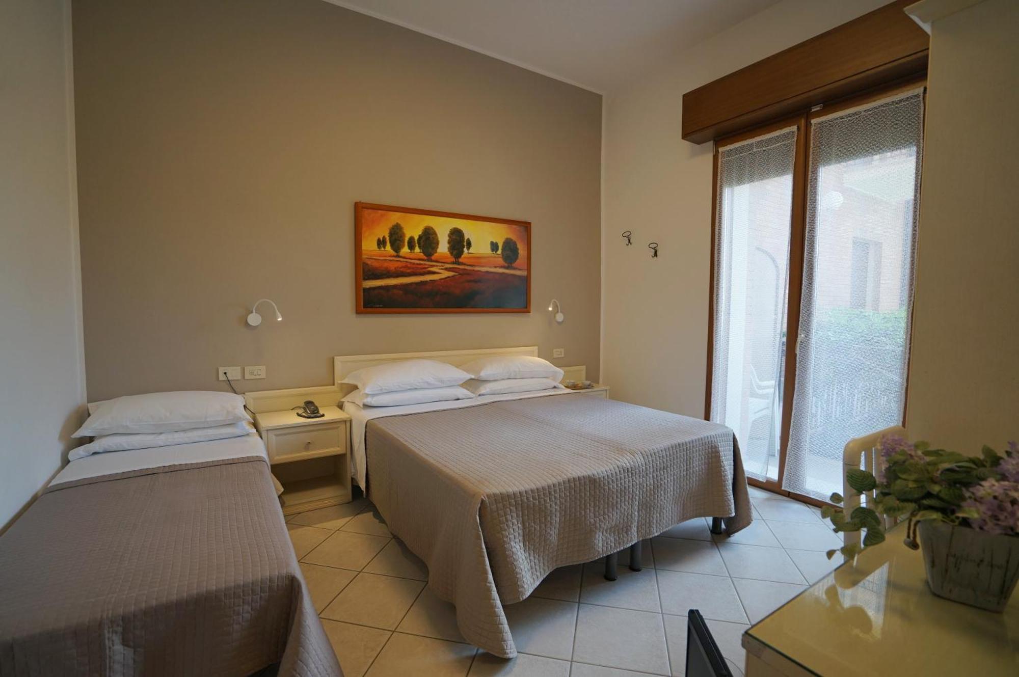 Hotel Villa Fulgida กัตตอลิกา ภายนอก รูปภาพ