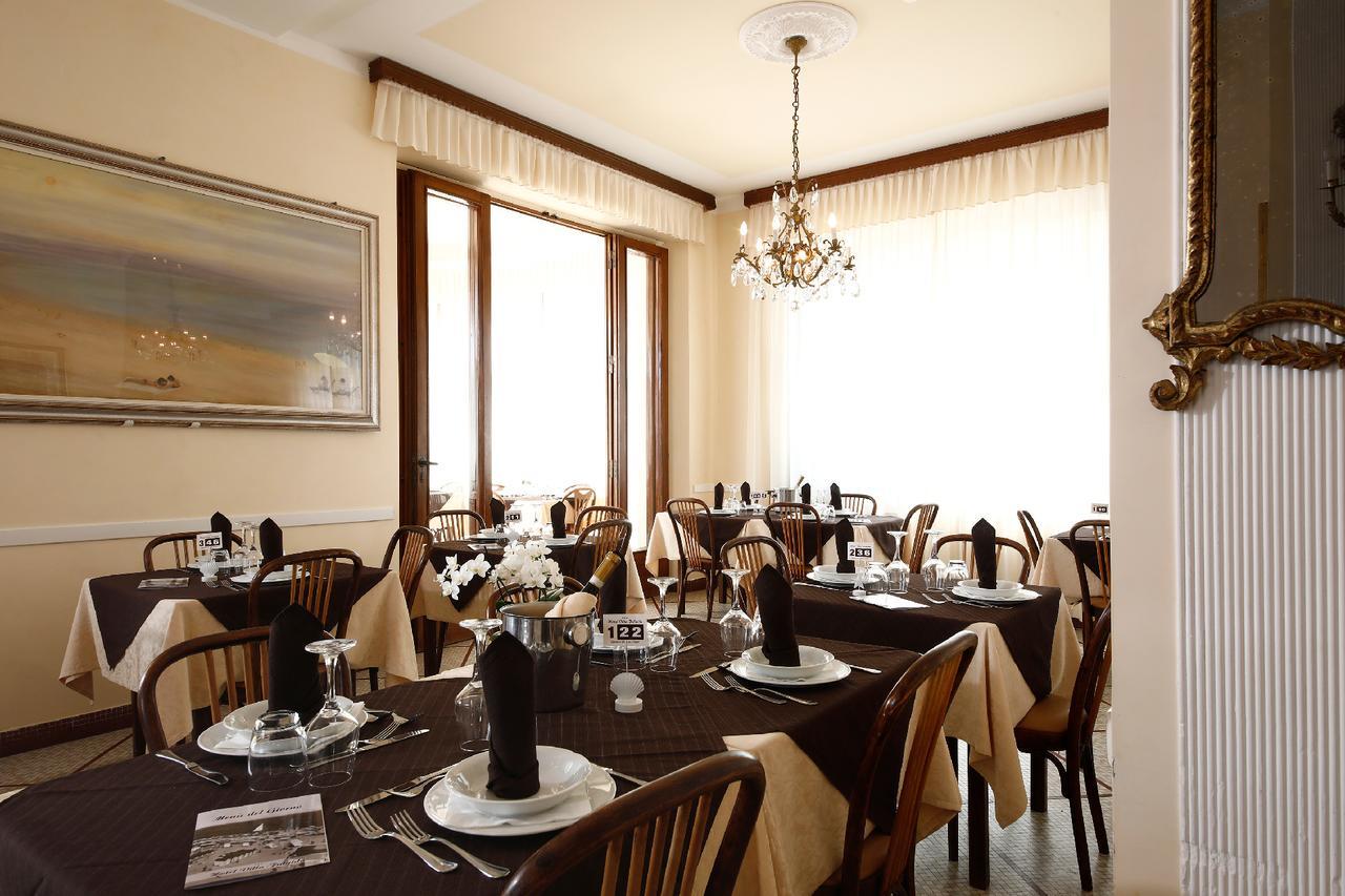 Hotel Villa Fulgida กัตตอลิกา ภายนอก รูปภาพ